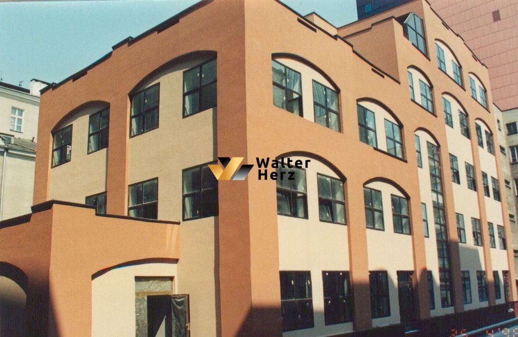 Lokal użytkowy w centrum Warszawy, 2344 m2, po remoncie Warszawa, Śródmieście  2 344m2 Foto 1