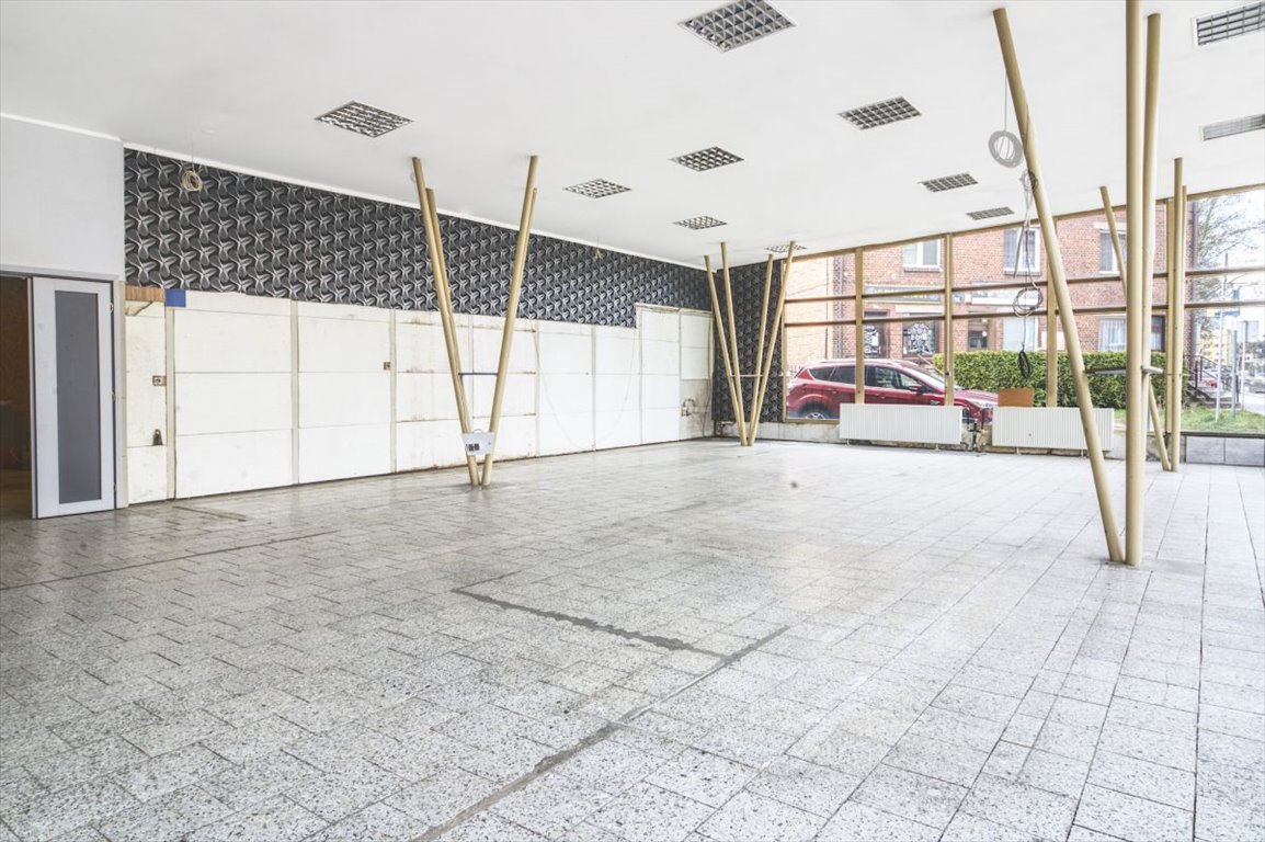 Lokal usługowy 212 m² przy ul. Budowlanych w Tychach Tychy, Budowlanych  212m2 Foto 1