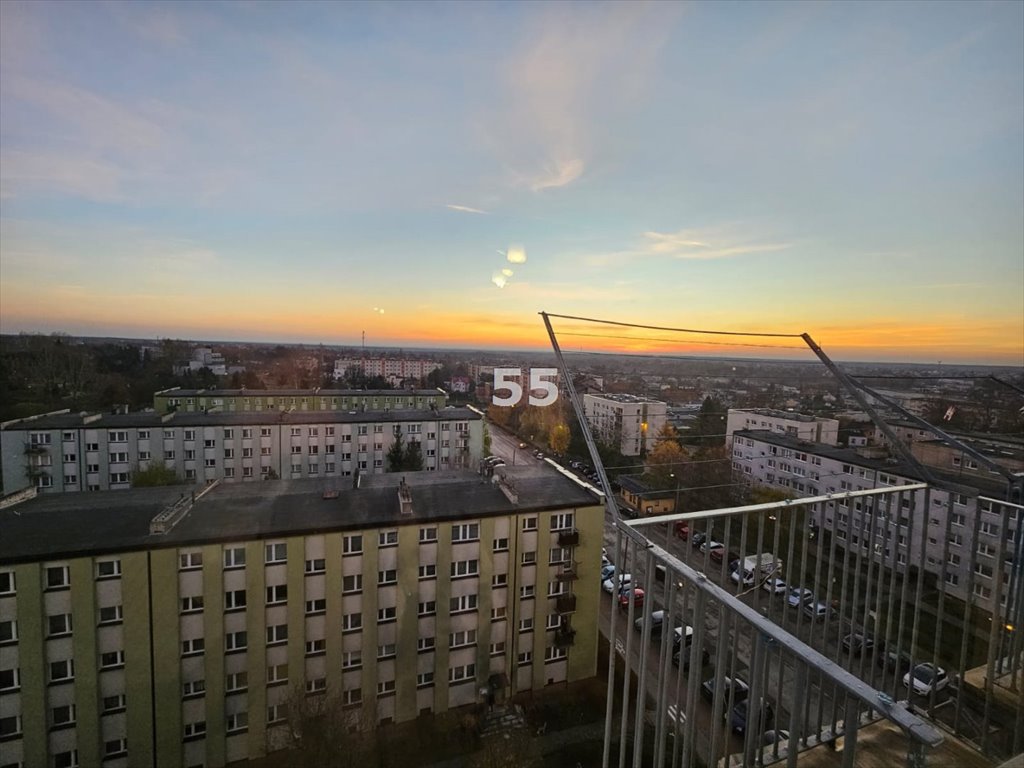 Mieszkanie dwupokojowe na sprzedaż Radomsko  39m2 Foto 2