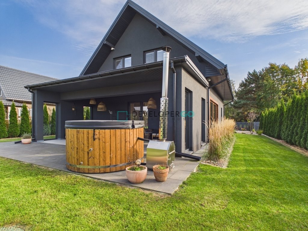 Nowoczesny dom 120 m² z jacuzzi i widokiem na naturę. Woźnawieś  120m2 Foto 1