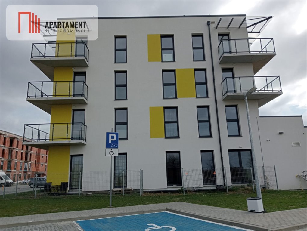 Mieszkanie czteropokojowe  na sprzedaż Dobrzykowice  61m2 Foto 1