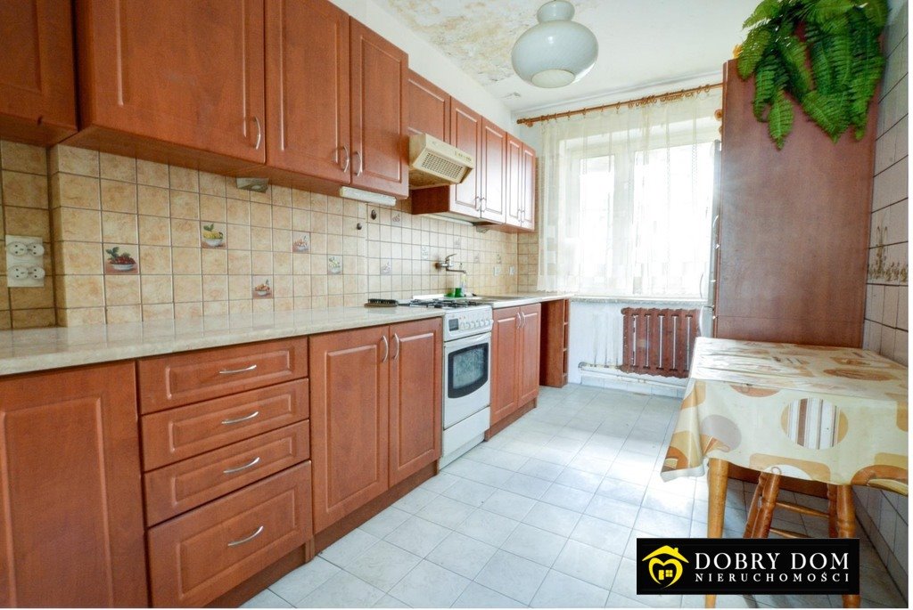 Polecam dom 300 m² z 9 pokojami i dużą działką w Gołdapi Gołdap  300m2 Foto 1