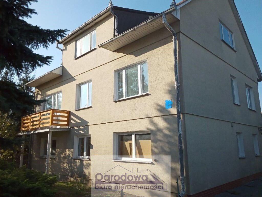 Duży dom 7 pokoi z potencjałem, 2 kuchnie, garaż Liw  250m2 Foto 1