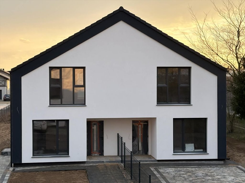 Dom bliźniak z dużym ogrodem, 115 m2, stan deweloperski Dachowa  115m2 Foto 1