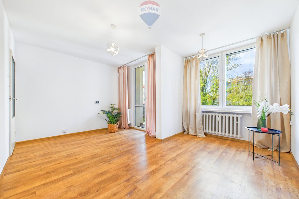 Mieszkanie trzypokojowe na sprzedaż Zielona Góra, Majora Henryka Sucharskiego  48m2 Foto 1