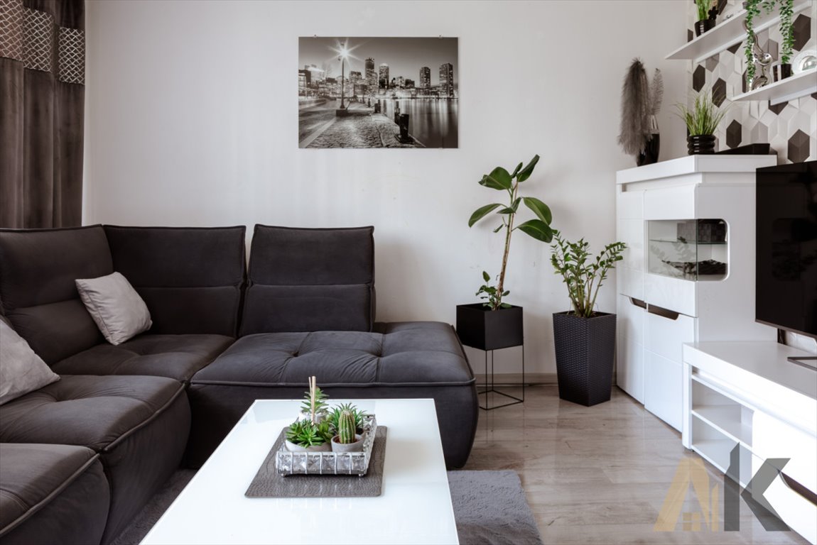 Funkcjonalne 3-pokojowe mieszkanie 60,33 m² w Nowym Sączu polecam! Nowy Sącz, Naściszowska  60m2 Foto 1