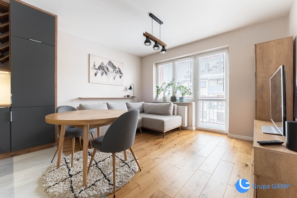 Dwupokojowe mieszkanie 41 m2 z balkonem, blisko centrum Kraków, Czyżyny, Czyżyny, Śliwkowa  41m2 Foto 1