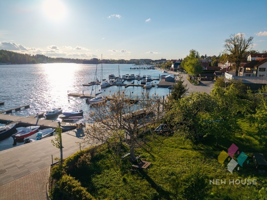 Działka z domem nad jeziorem w Mikołajkach – inwestycja Mikołajki, Michała Kajki  789m2 Foto 1