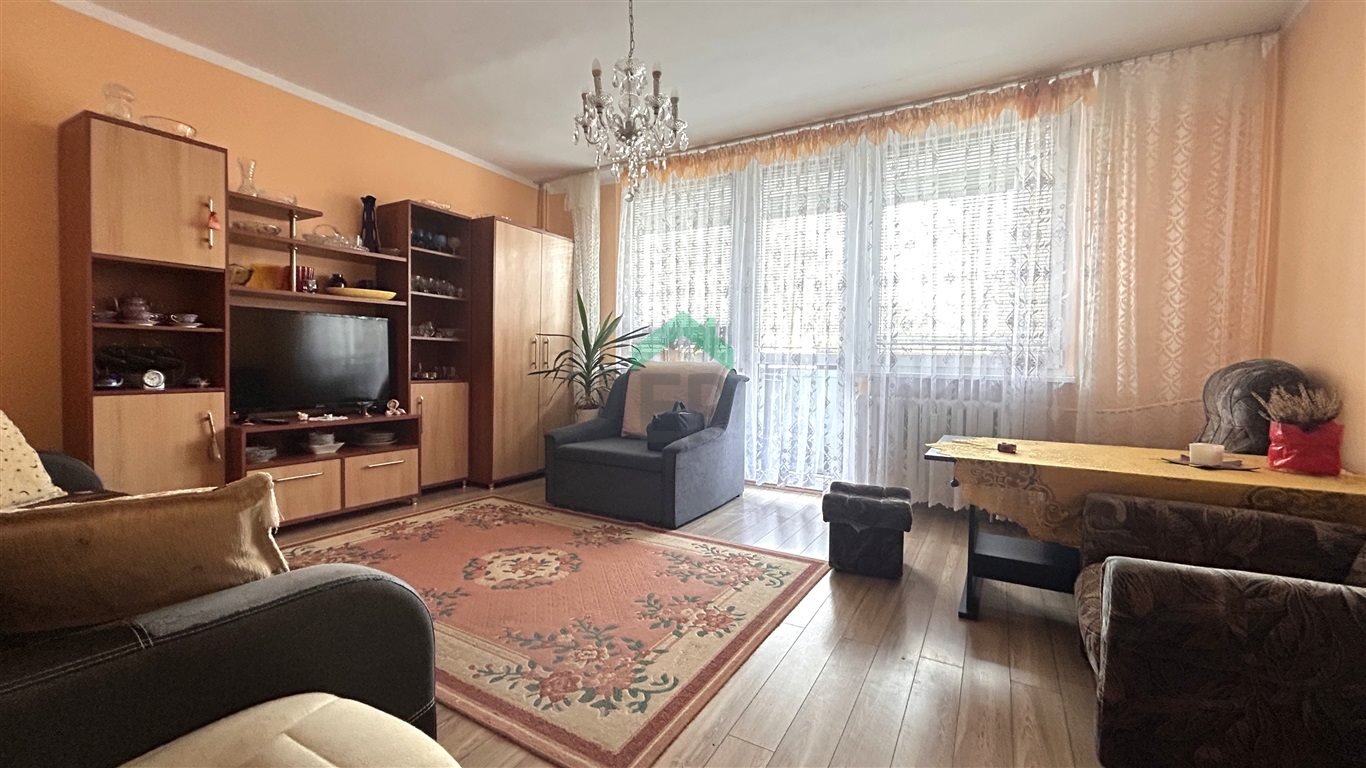 Przytulne 34,5 m² z dużym balkonem, gotowe do zamieszkania Częstochowa, Północ  34m2 Foto 1