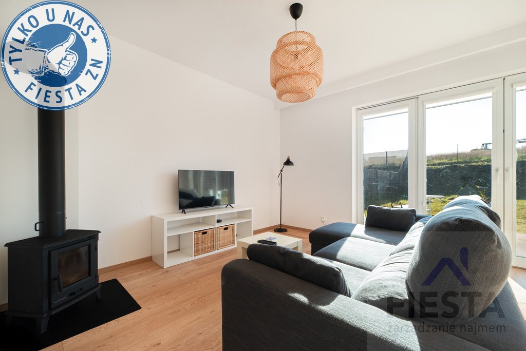 Mieszkanie czteropokojowe  na wynajem Czaple, Żurawia  113m2 Foto 1