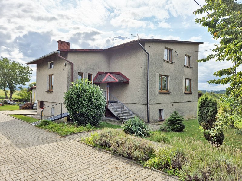 Sprzedam przestronny dom 200 m² z dużą działką w Puńcowie Puńców  200m2 Foto 1
