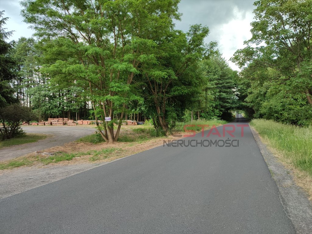 Działka 27 000 m² przy S8 z budynkiem i dużym potencjałem Kowiesy  27 000m2 Foto 1