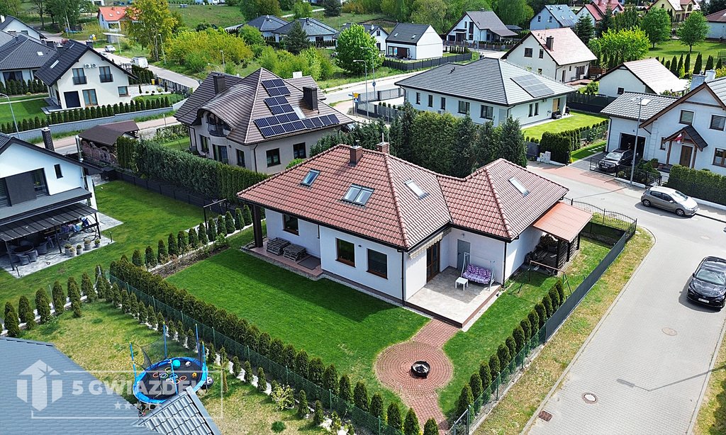 Komfortowy dom 182 m2 z tarasem i kominkiem Szczecinek, Marii Dąbrowskiej  182m2 Foto 1