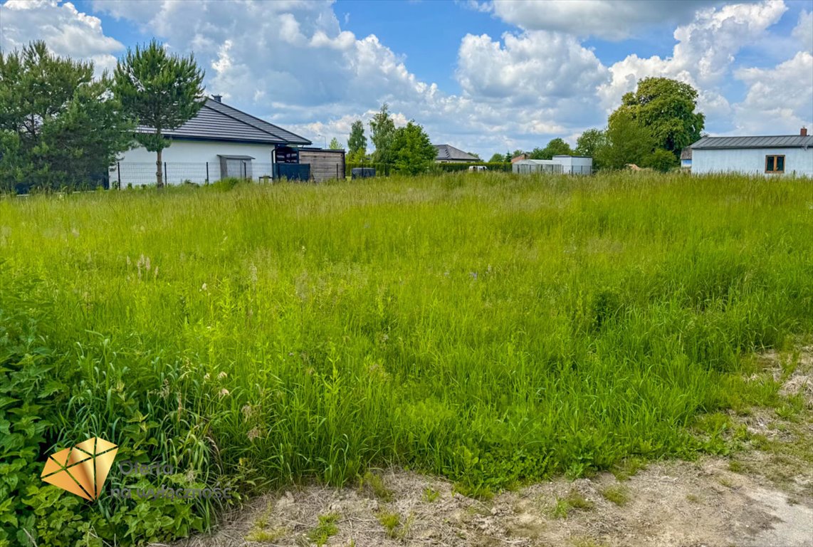 Działka budowlana na sprzedaż Motycz  1 951m2 Foto 1