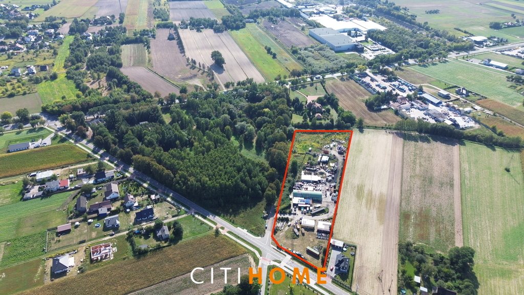 Działka z halą i pozwoleniem na stację demontażu pojazdów Błonie  17 344m2 Foto 1