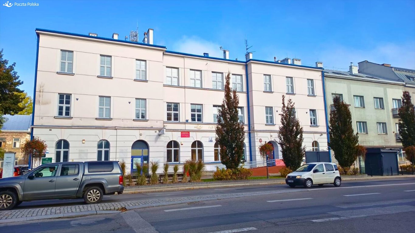 Wynajem biura 276 m2 w centrum Jarosławia z parkingiem Jarosław, Jana Pawła II  276m2 Foto 1