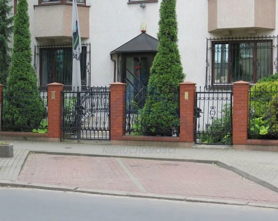 Lokal użytkowy na wynajem Warszawa, Praga-Południe  135m2 Foto 1