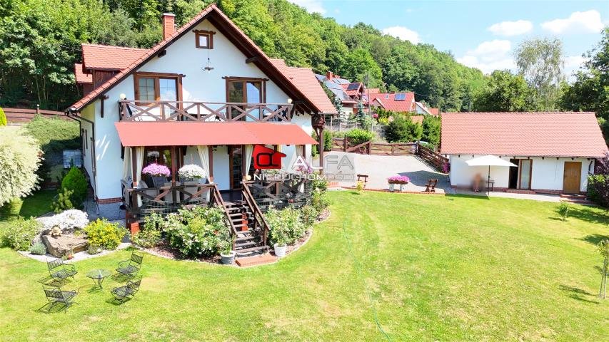 Dom na sprzedaż Lubachów  220m2 Foto 1