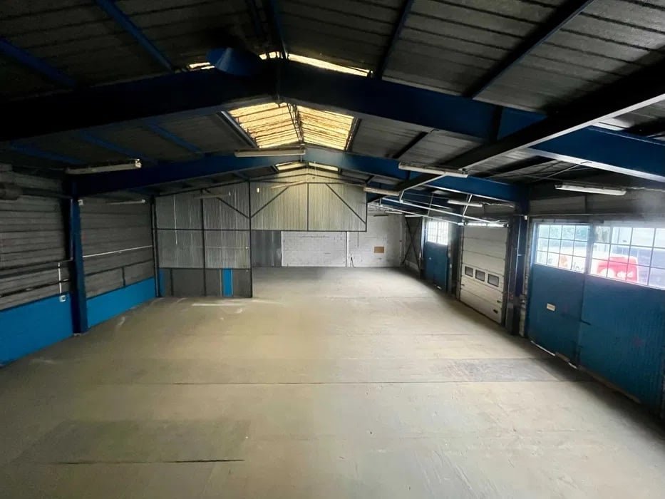 Magazyn 470 m2 z biurem, blisko Warszawy, od 12 670 zł Sulejówek, Sulejówek  540m2 Foto 1