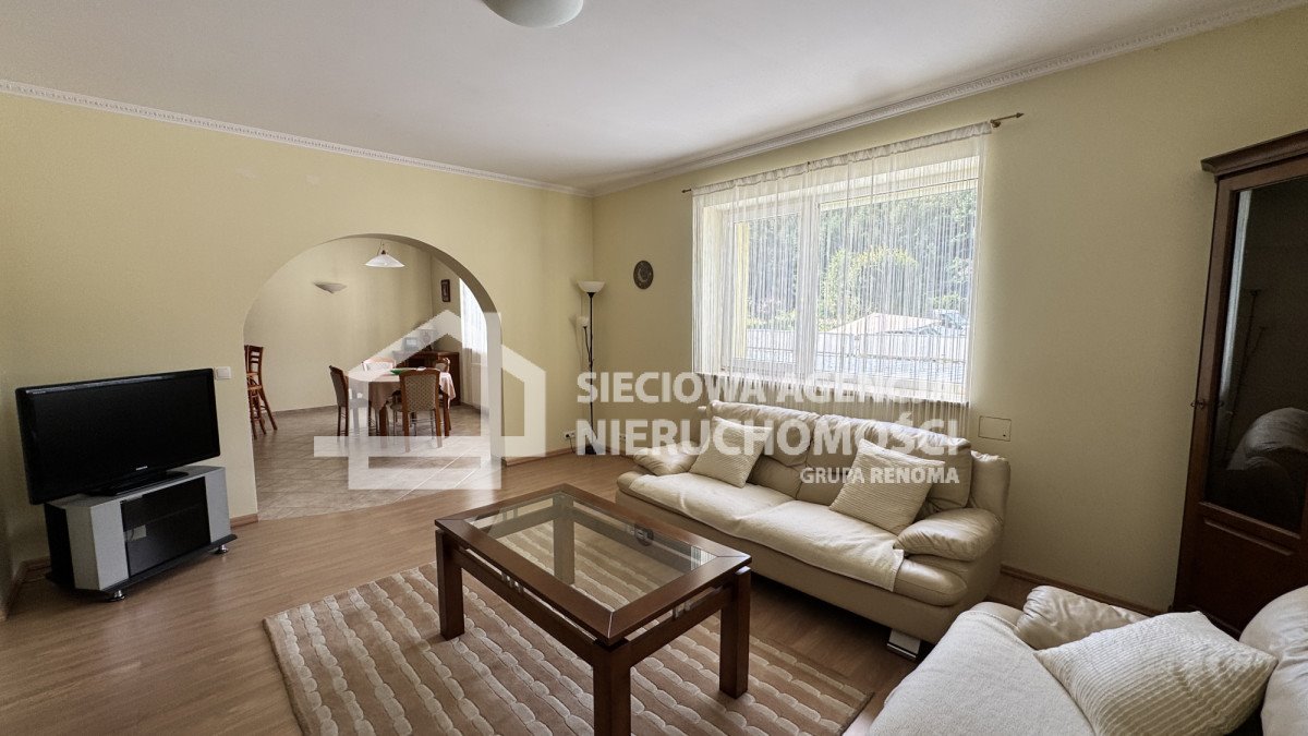 Przestronny dom 240 m2 z biurem i tarasem w Gdyni Gdynia, Cisowa  240m2 Foto 1