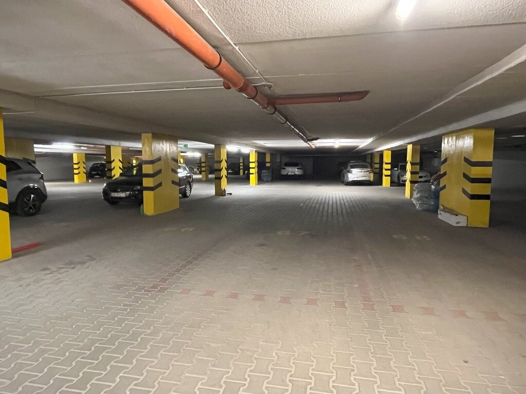 Garaż na sprzedaż Poznań, Teofila Mateckiego  4 360m2 Foto 1