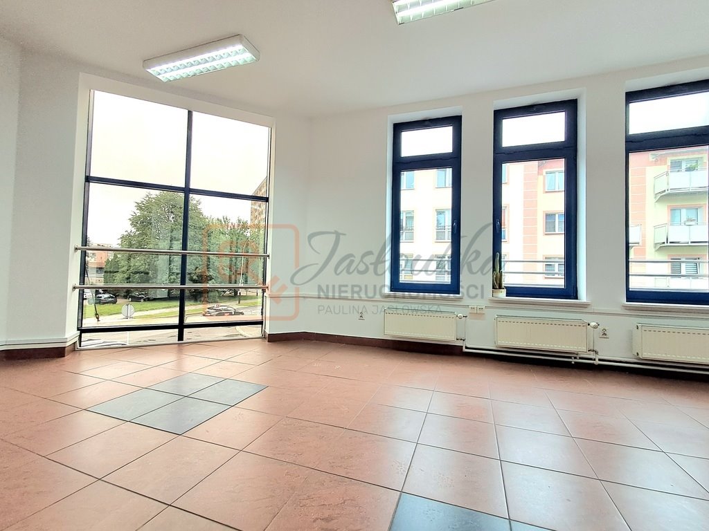 Lokal użytkowy na wynajem Rzeszów  71m2 Foto 1