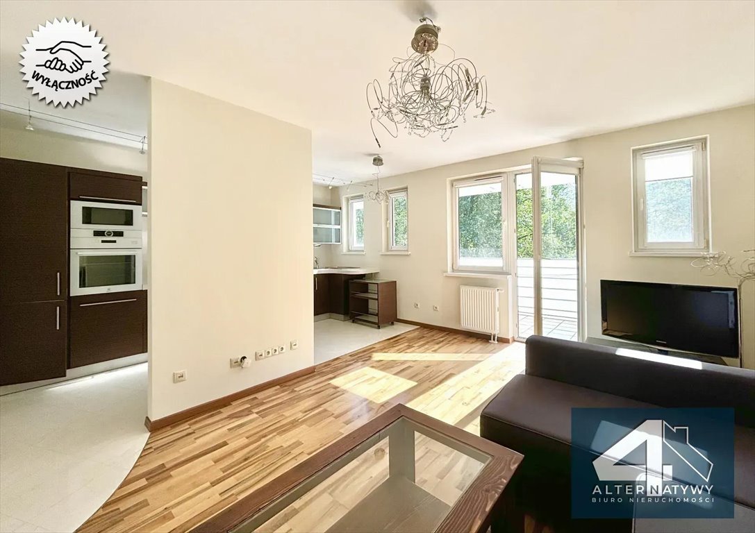 Przestronne 3-pokojowe mieszkanie z dużym balkonem i widokiem na park Kraków, Chmieleniec 15  68m2 Foto 1