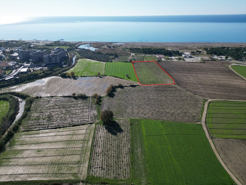 Działka inwestycyjna 350 m od morza w turystycznej strefie Turcja, Seydiler, Seydiler, Manavgat, Antalya  Foto 1