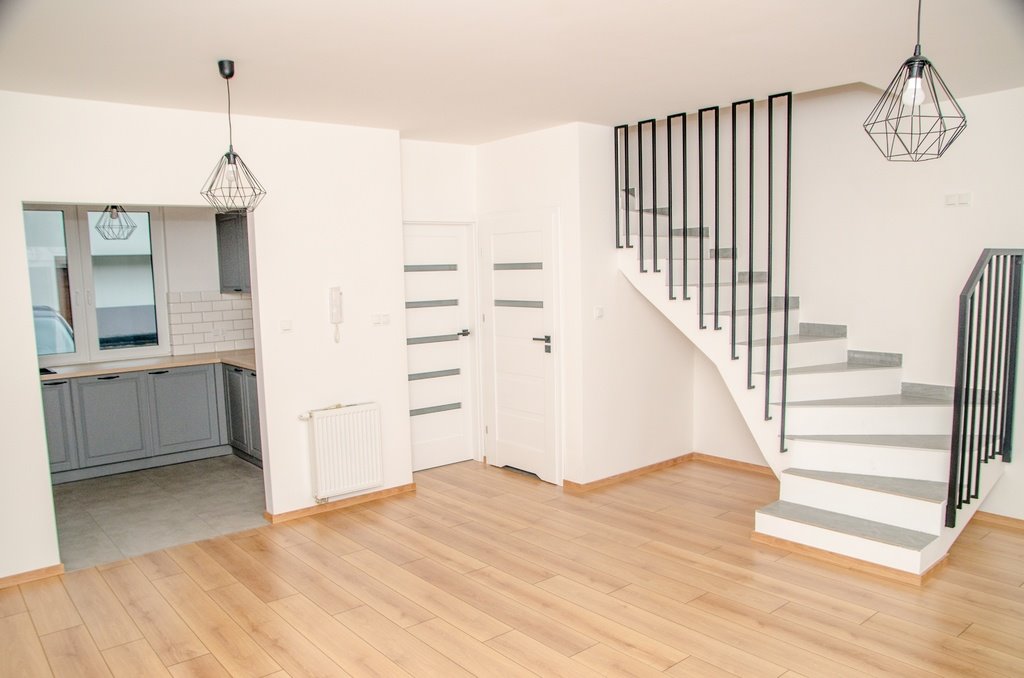 Na wynajem nowoczesny dom z ogródkiem 81 m² w Poznaniu Poznań, Junikowo, Junikowo  81m2 Foto 1