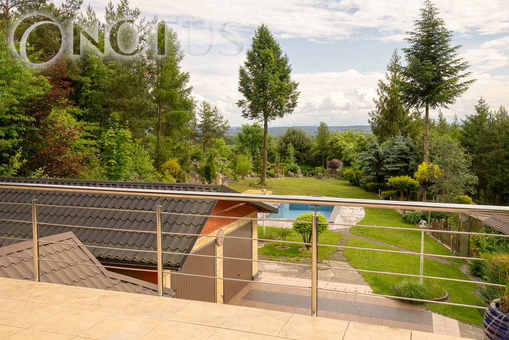 Dom z panoramicznym widokiem na góry (basen, taras 60 m²) Okleśna  250m2 Foto 1