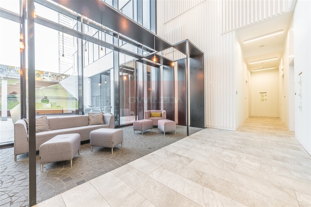 Nowoczesne biura 1390 m² w centrum Warszawy, Wola Warszawa, Śródmieście, Śródmieście  1 390m2 Foto 1
