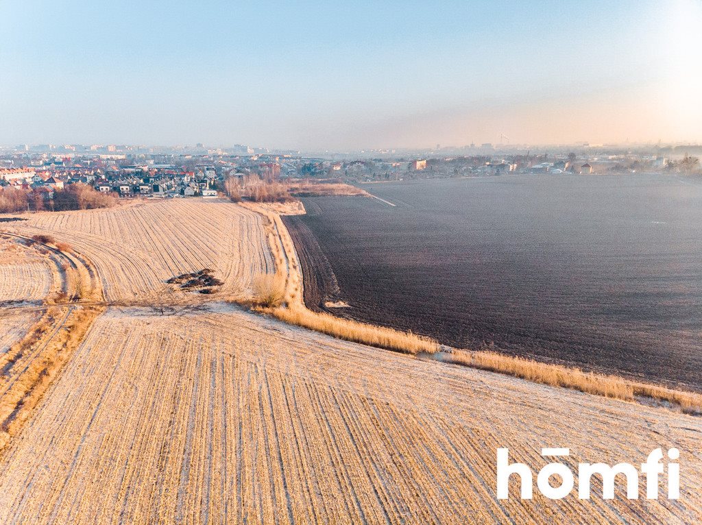 Działka inwestycyjna 3 ha w Muchoborze Wielkim, dostęp do kolei Wrocław, Muchobór Wielki, Muchobór Wielki, Ibn Siny Awicenny  18 336m2 Foto 1