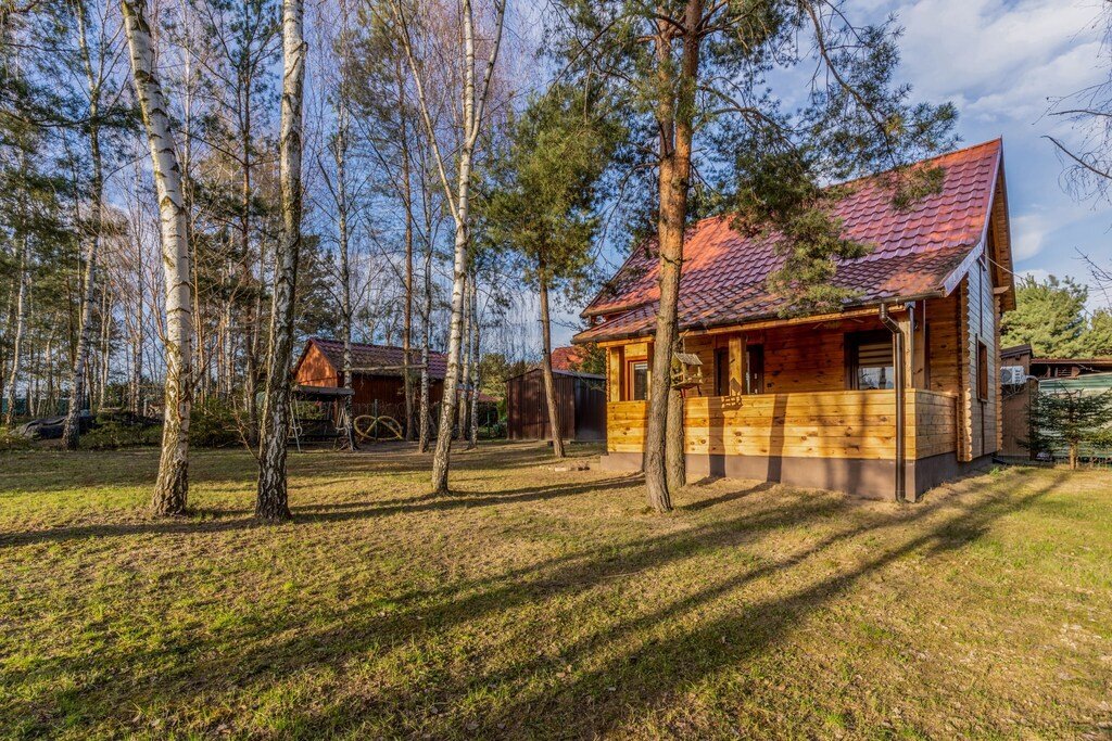 Las i jezioro po sąsiedzku- dom całoroczny Wieleń  50m2 Foto 1