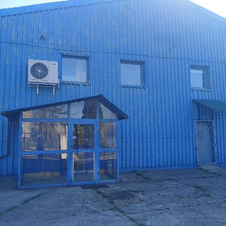 Magazyn 698 m² z biurem, duża brama, wys. 10 m Warszawa, Targówek  698m2 Foto 1