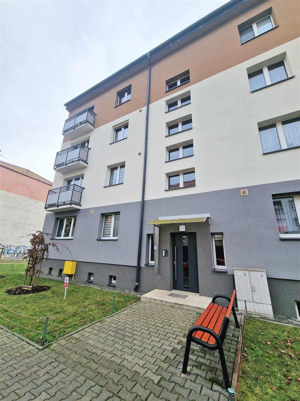 Mieszkanie dwupokojowe na sprzedaż Wodzisław Śląski, Adama Asnyka  55m2 Foto 1