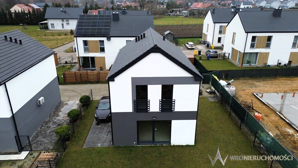 Nowy dom 100 m² z ogrzewaniem podłogowym i tarasem Pasikurowice  100m2 Foto 1