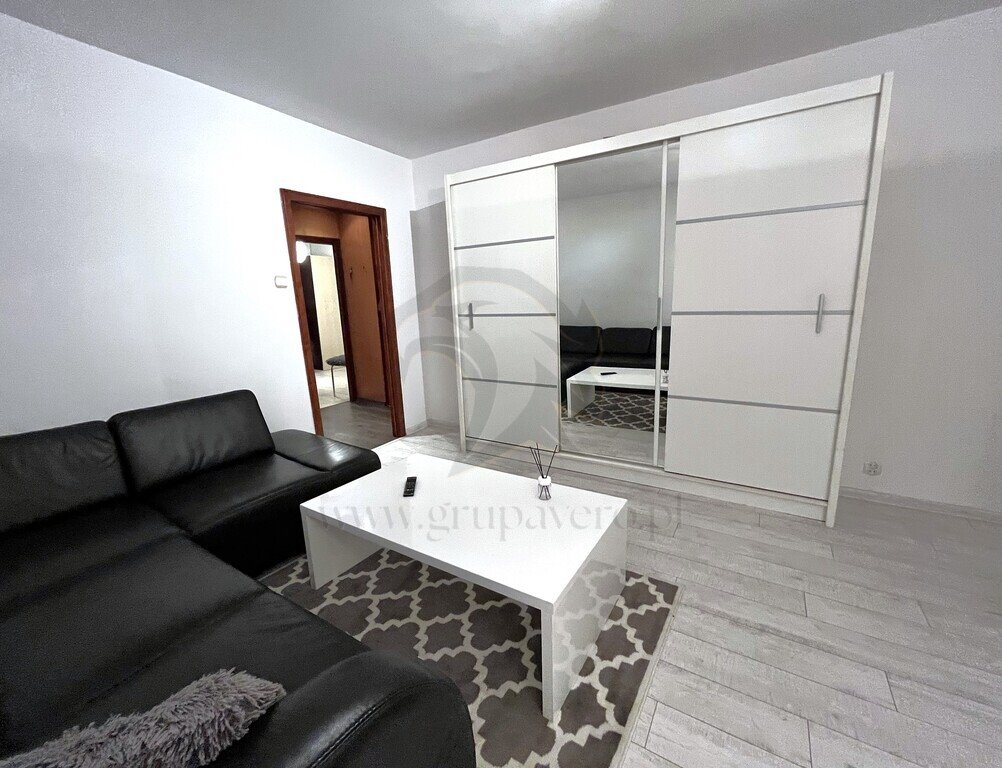 Mieszkanie dwupokojowe na sprzedaż Łódź, Bałuty  45m2 Foto 1