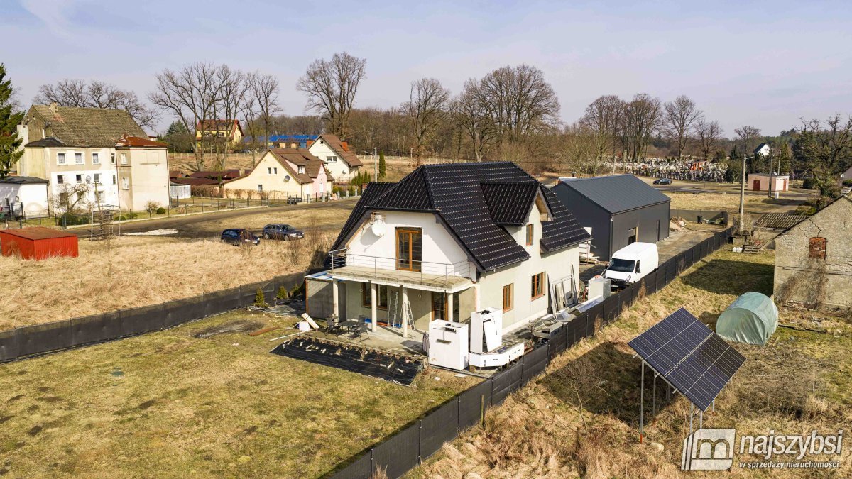 Nowoczesny dom z halą produkcyjną 284 m2 – idealny pod biznes Brojce  284m2 Foto 1