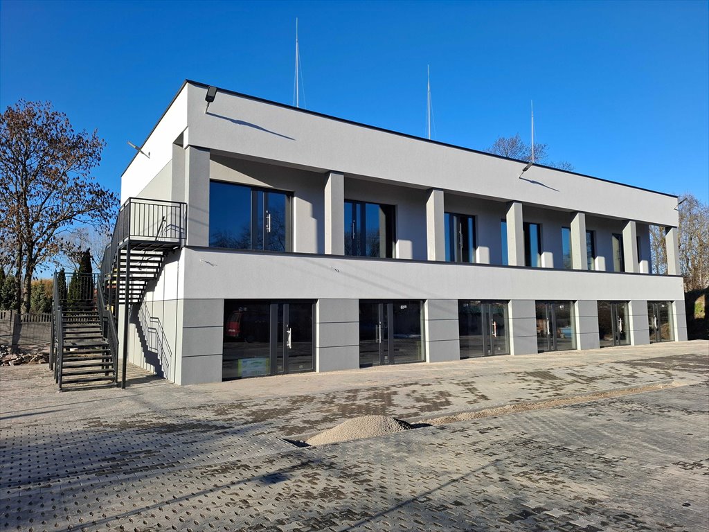 Nowoczesny lokal usługowy 38 m2 z parkingiem i klimatyzacją Komorniki, Młyńska 1a  38m2 Foto 1