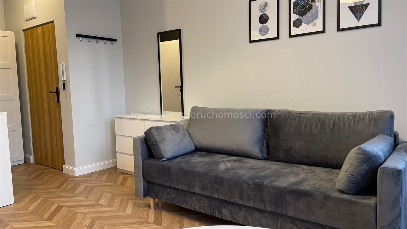 Przestronna kawalerka po remoncie (27 m²) w centrum Bydgoszczy Bydgoszcz, Centrum  27m2 Foto 1