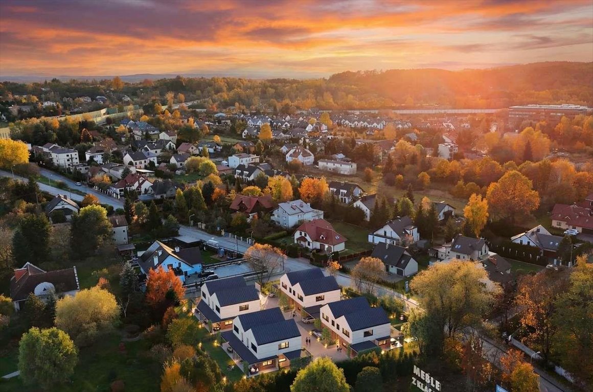 Nowoczesny dom bliźniak 111 m² z ogrodem i energooszczędnością Rząska, Cicha  111m2 Foto 1