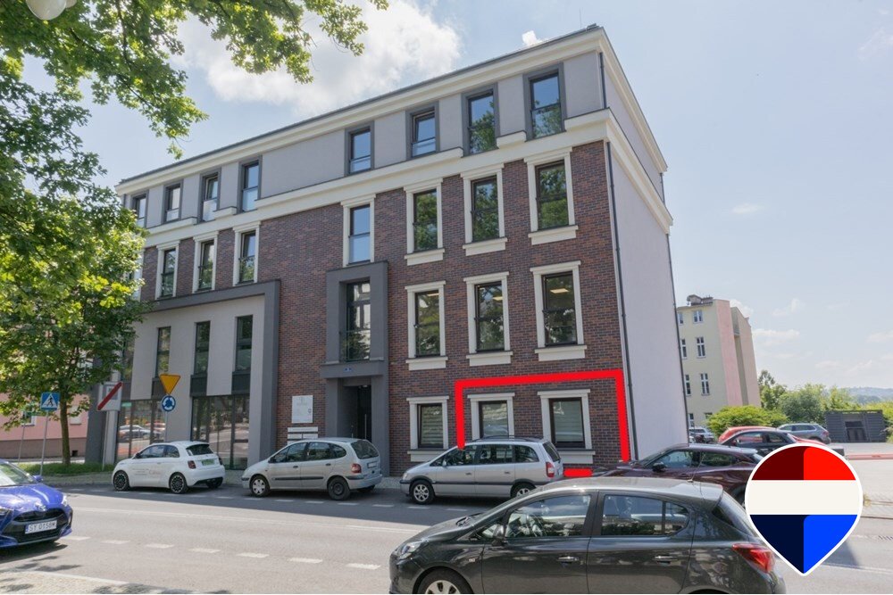 Lokal usługowy 24,2 m² w centrum Cieszyna z klimatyzacją Cieszyn, 3 Maja 1  24m2 Foto 1