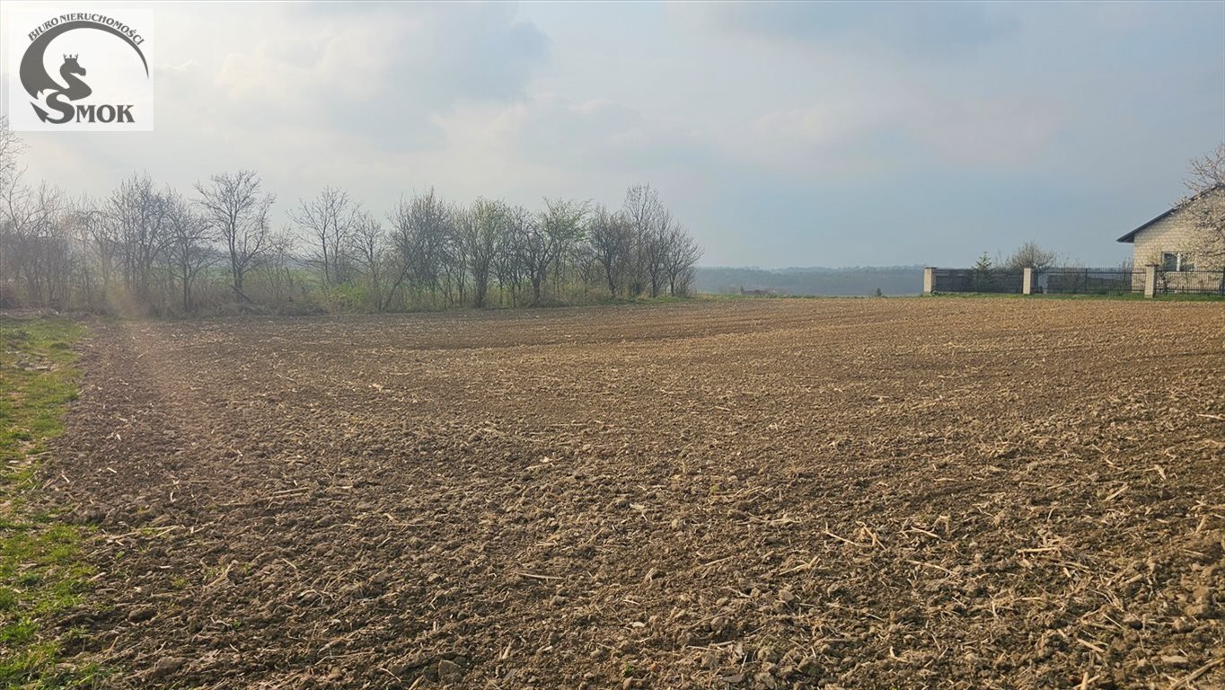 Działka budowlana 23a z dostępem do mediów, spokojna okolica Celiny  2 300m2 Foto 1