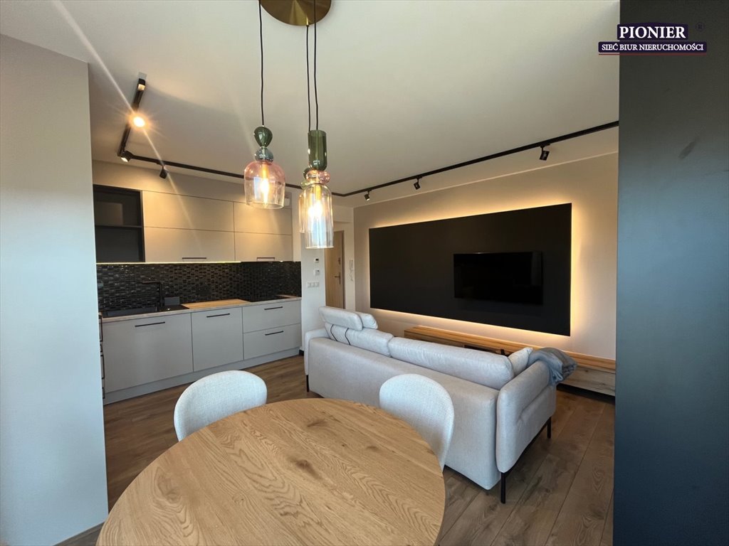 Mieszkanie dwupokojowe na wynajem Ustroń  46m2 Foto 4