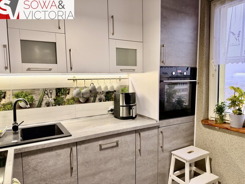 Mieszkanie dwupokojowe na sprzedaż Wałbrzych  40m2 Foto 1