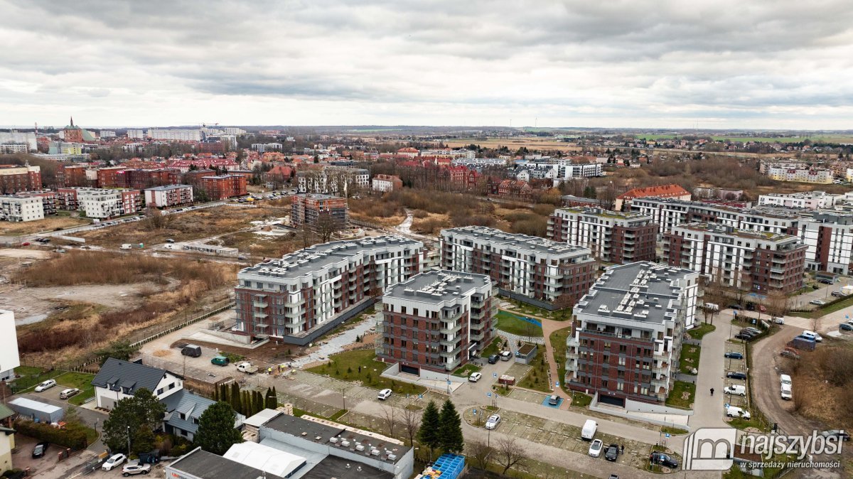 Mieszkanie trzypokojowe na sprzedaż Kołobrzeg  74m2 Foto 2