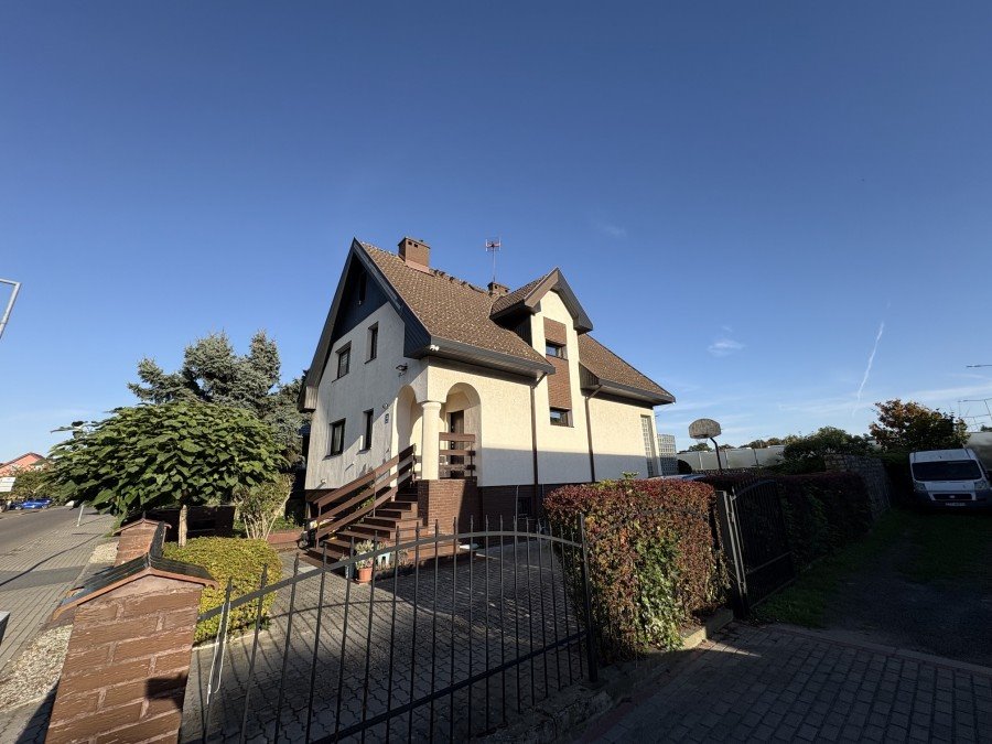 Na sprzedaż przestronny dom 200 m² z sauną i ogrodem w Stargardzie Stargard  200m2 Foto 1