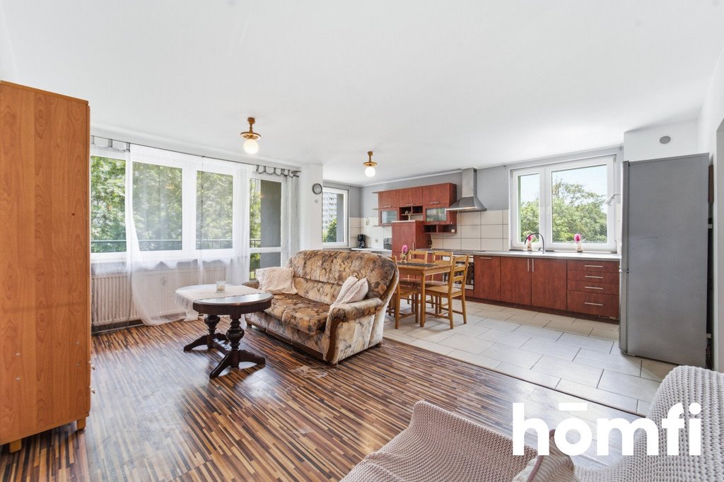 Przestronne 75 m² z dużym balkonem i trójstronną ekspozycją polecam! Dąbrowa Górnicza, Mydlice, Waleriana Łukasińskiego  75m2 Foto 1