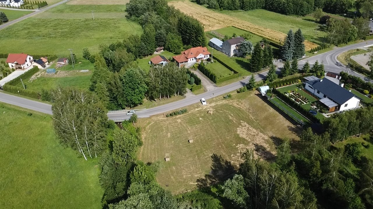 Polecam działkę 2593 m² z mediami i dostępem do drogi Sieklówka  2 593m2 Foto 1