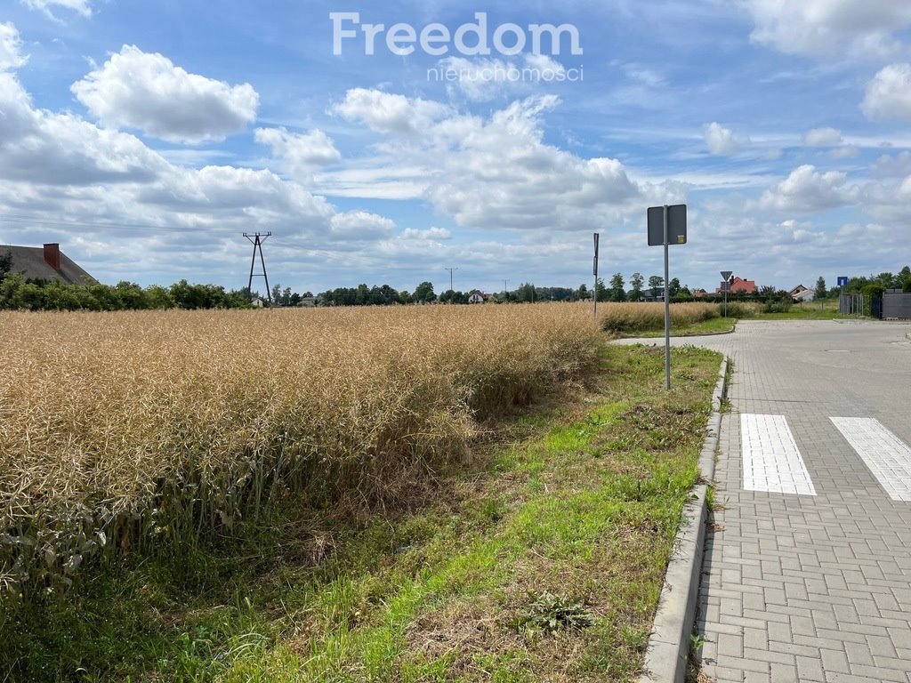 Działka budowlana na sprzedaż Chełmża, Księdza Infułata Alfonsa Groszkowskiego  842m2 Foto 1